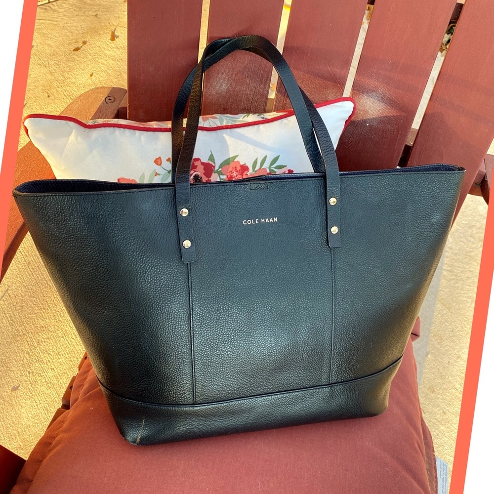 SOLD!! 💋💋💋COLE HAAN Beckett Black Leather Tote
